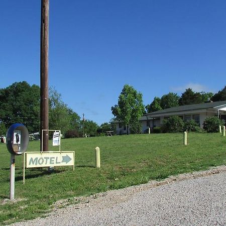 Hardy Frontier Motor Lodge מראה חיצוני תמונה